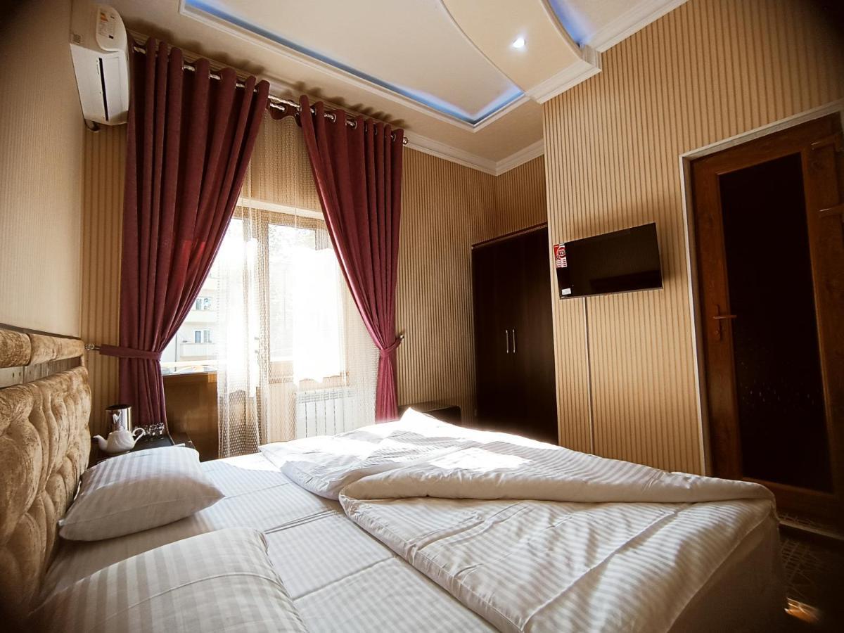 Gold Camel Registan Hotel Самарканд Екстериор снимка