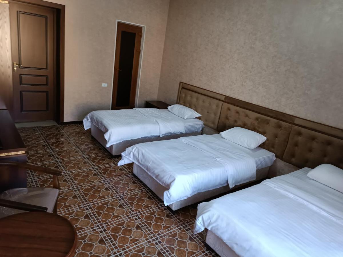 Gold Camel Registan Hotel Самарканд Екстериор снимка
