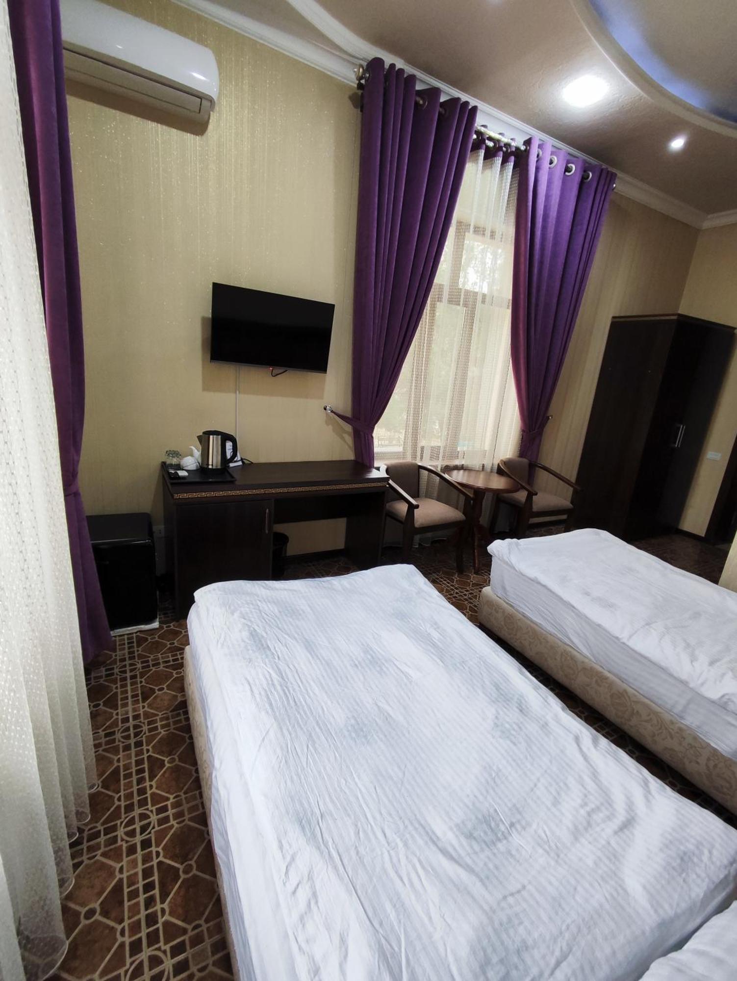 Gold Camel Registan Hotel Самарканд Екстериор снимка