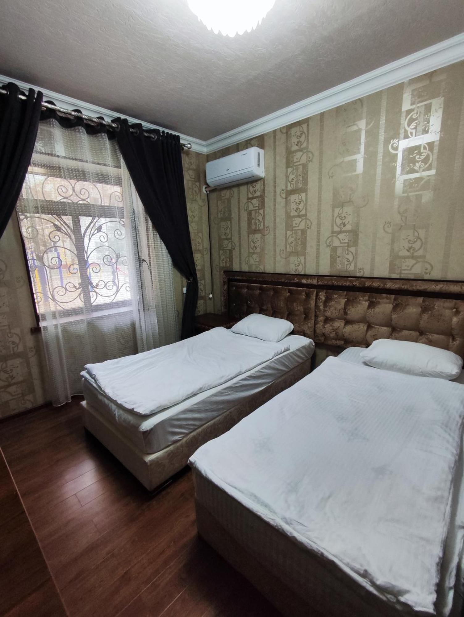 Gold Camel Registan Hotel Самарканд Екстериор снимка