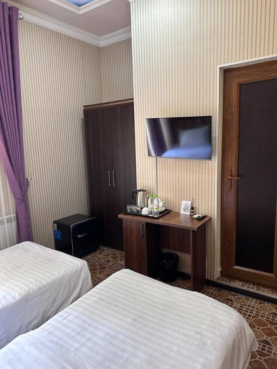 Gold Camel Registan Hotel Самарканд Екстериор снимка
